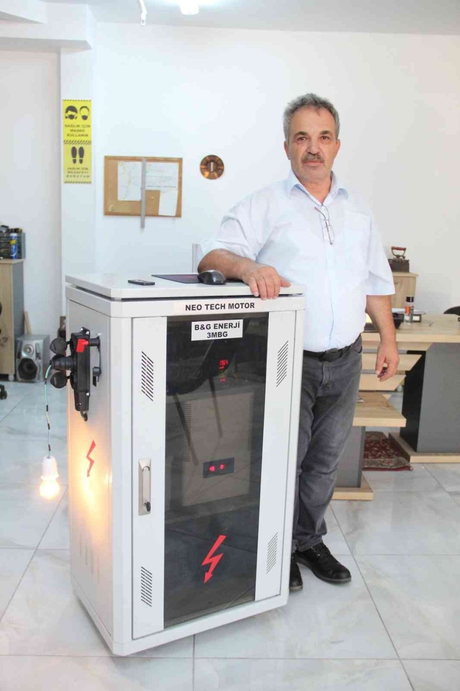 Antalya’da Bir Girişimci Yakıtsız Çalışan Jeneratör Üretti