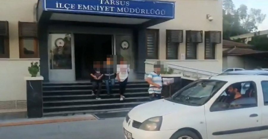 Mersin’de Tırnakçılık Yöntemi İle Kuyumcudan Altın Çalan Zanlılar Yakalandı