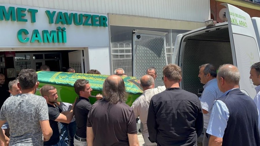 Genç Hemşire Son Yolculuğuna Uğurlandı