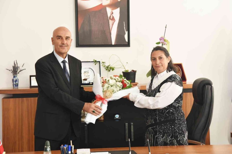 Kmü Eğitim Fakültesi’nde Görev Değişimi