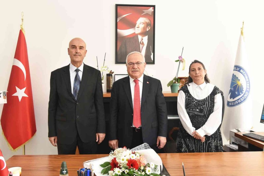 Kmü Eğitim Fakültesi’nde Görev Değişimi