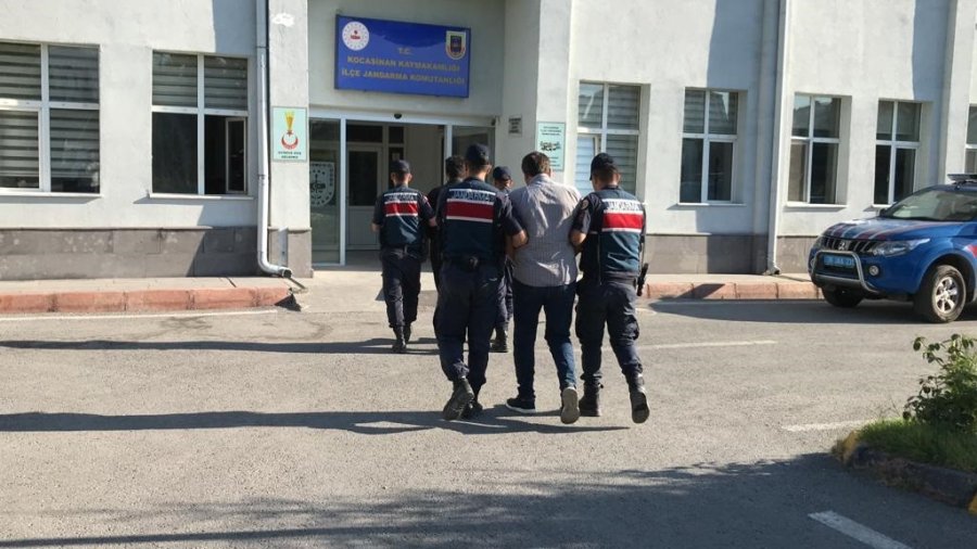 Kayseri’de Deaş Ve El Kaide Üyesi 7 Kişi Yakalandı