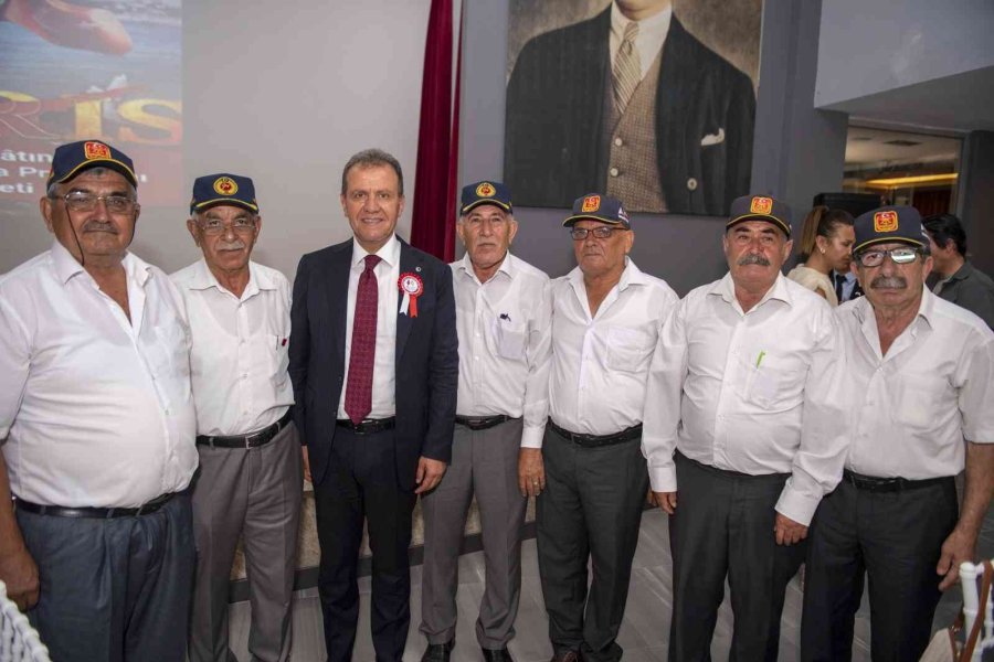 Seçer, Şehit Aileleri Ve Gazilerle Bir Araya Geldi