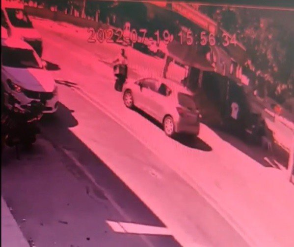 Mersin’de Motosiklet Kazaları Güvenlik Kameralarına Yansıdı