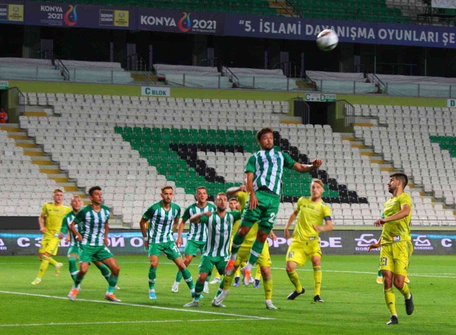 Uefa Konferans Ligi: Bate Borisov: 0 - Konyaspor: 1 (ilk Yarı)
