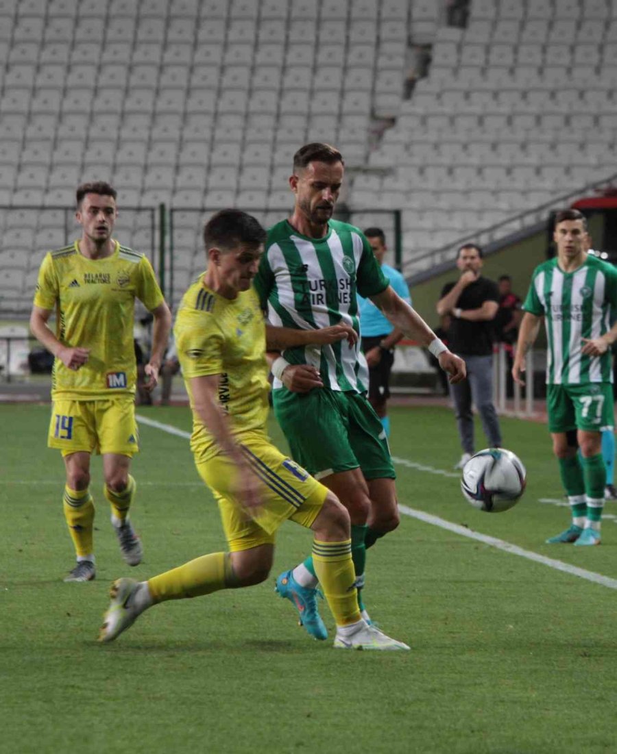 Uefa Konferans Ligi: Bate Borisov: 0 - Konyaspor: 1 (ilk Yarı)