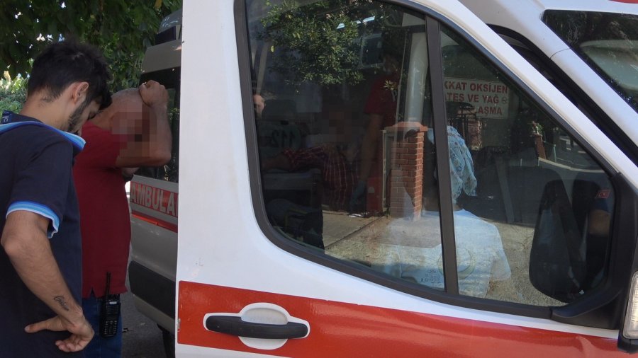 İntihar Teşebbüsü Diye Gittiler, Tansiyonunu Ölçüp Döndüler