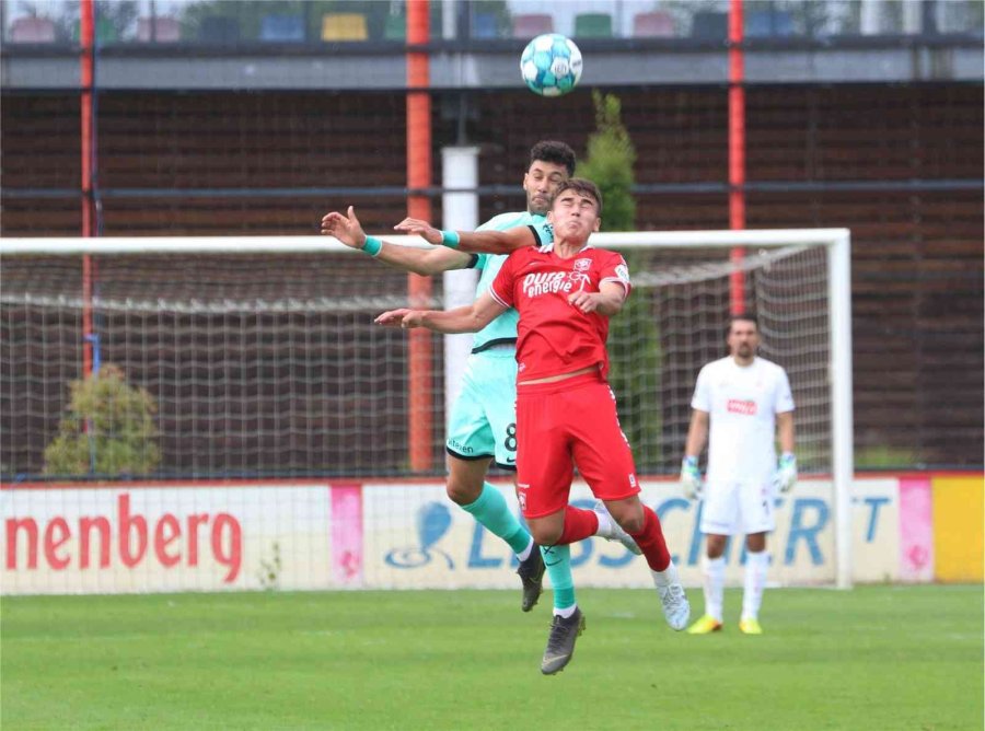 Antalyaspor, Hazırlık Maçında Twente’yi 3-1 Yendi