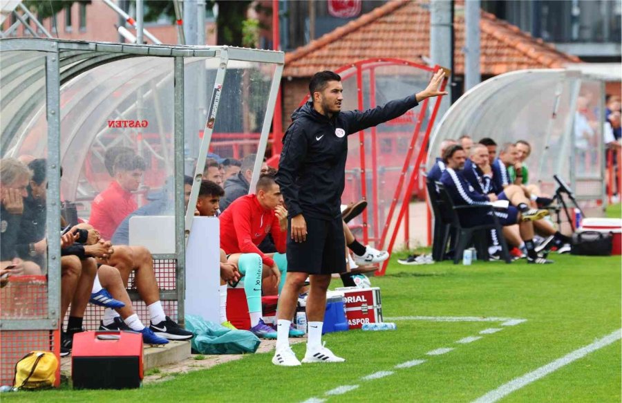 Antalyaspor, Hazırlık Maçında Twente’yi 3-1 Yendi