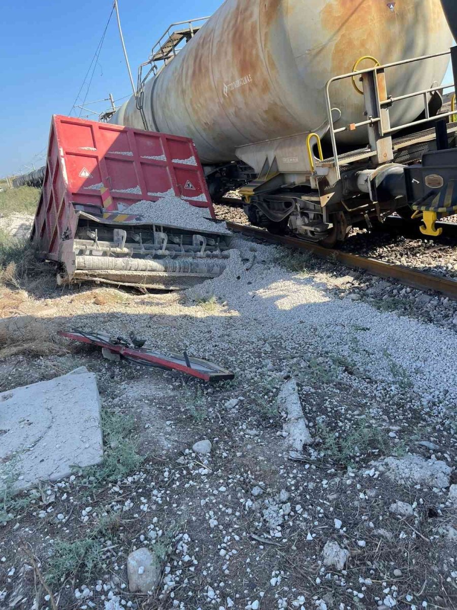 Tren Kazasında 1 Kişi Öldü, 1 Kişi Yaralandı