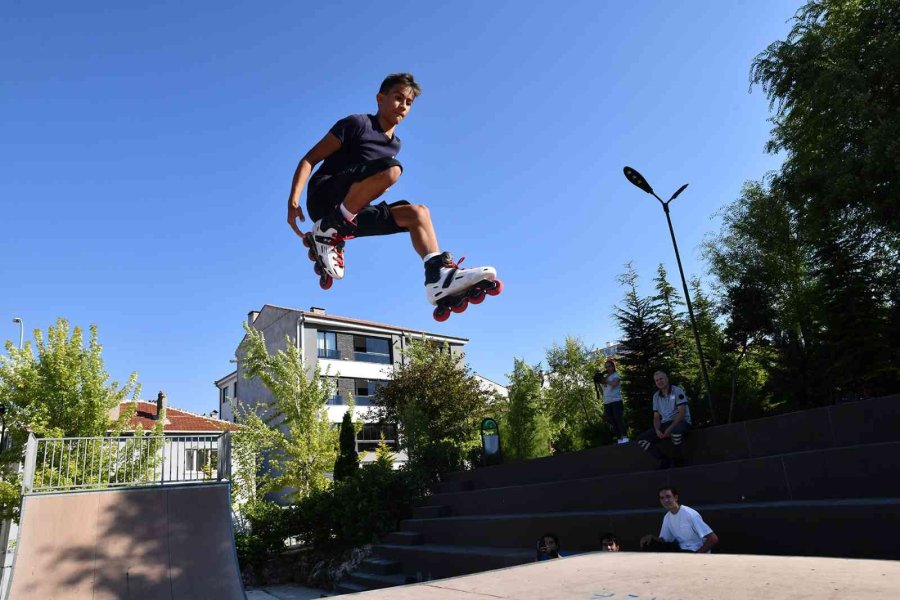 Çocuklar Ve Gençler Bu Pisti Çok Beğendi