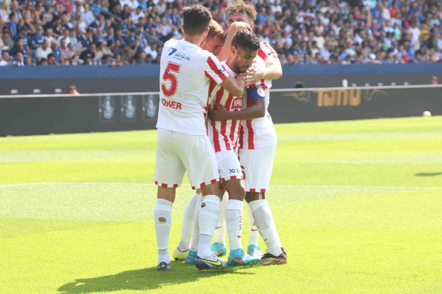 Ft Antalyaspor, Hazırlık Maçında Bochum’a 6-2 Mağlup Oldu
