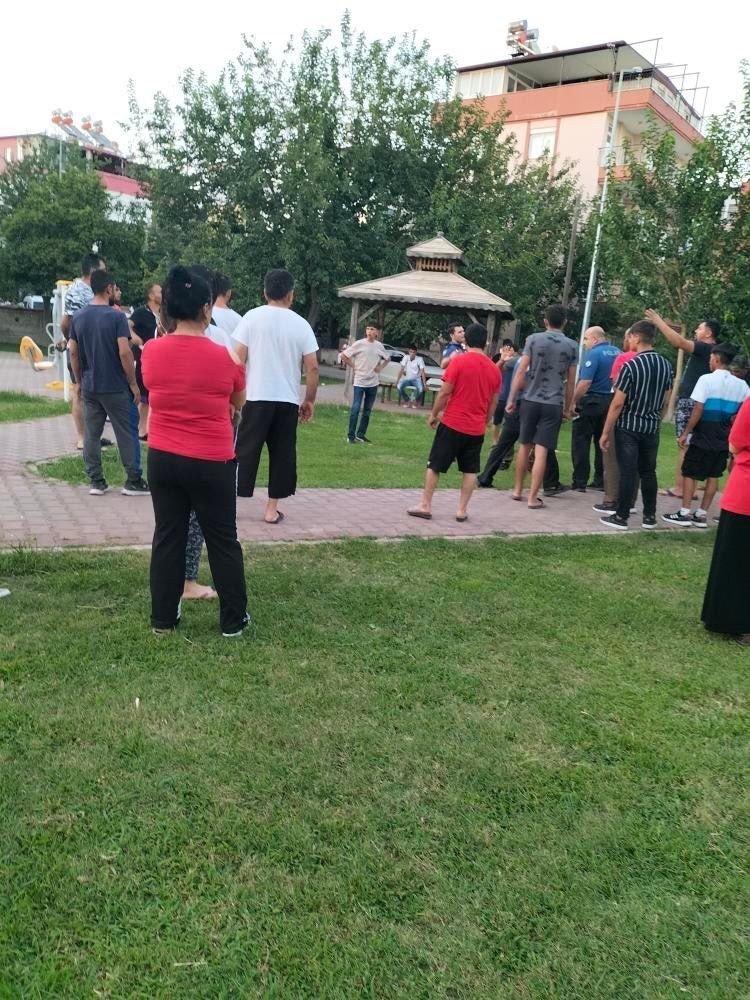Baba İle Üvey Oğlu Arasındaki Tartışmada Kan Aktı: 2 Yaralı