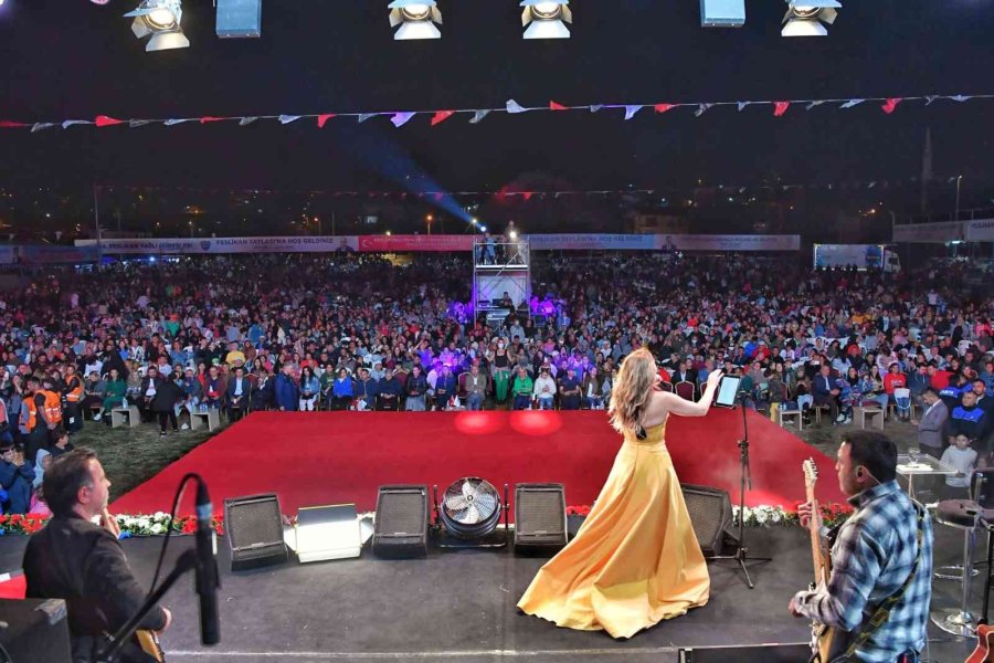 Feslikan’da Funda Arar Rüzgarı