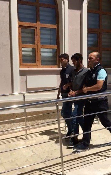 Cami Şadırvanlarından 23 Musluk Çalan Şüpheli Yakalandı