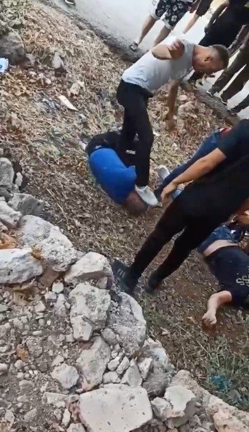 Baba İle Üvey Oğlu Arasındaki Tartışmada Kan Aktı: 2 Yaralı