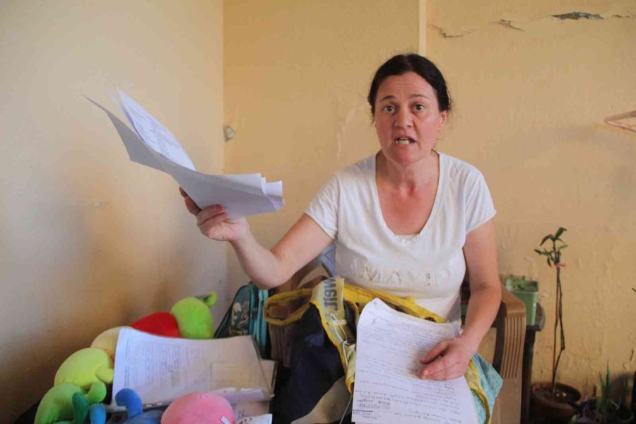 Çöp Evde Bitkin Halde Bulunan Çocuğun Annesi: "kız Kardeşim Olması Gereken Cezayı Aldı, Devletin Vereceği Cezaya Güveniyorum"