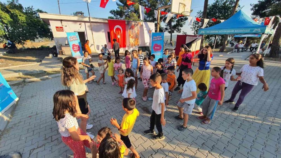 Mersin’de ’köy Bizim Şenlik Bizim’ Etkinliği Sürüyor