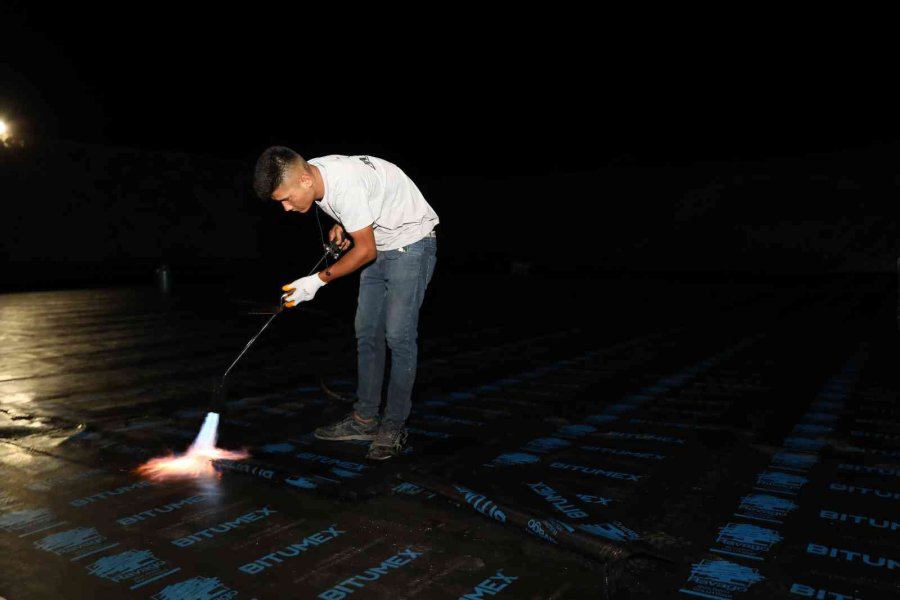 Mahmutlar Kültür Merkezi’nde Çalışmalar Gece Gündüz Sürüyor
