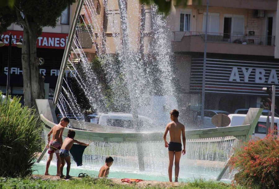 Antalya’da Valilikten Sıcak Saatler Uyarısı
