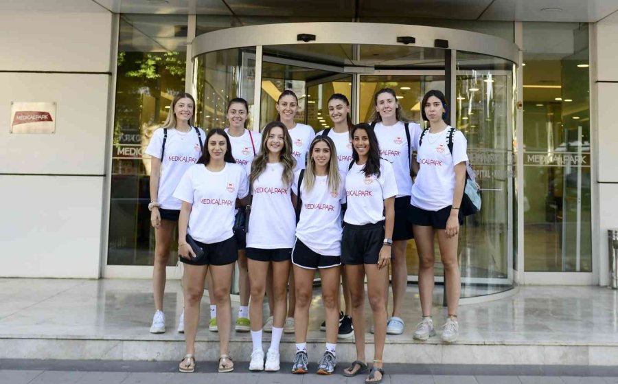 Muratpaşa’nın Sultanları Sağlık Kontrolünden Geçti