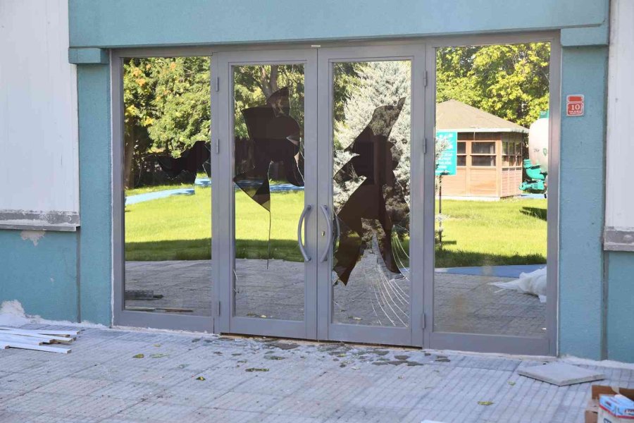 Magandalar Yine İşbaşında