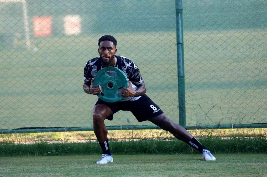 Alanyaspor 2 Günlük Aranın Ardından Hazırlıklara Devam Etti