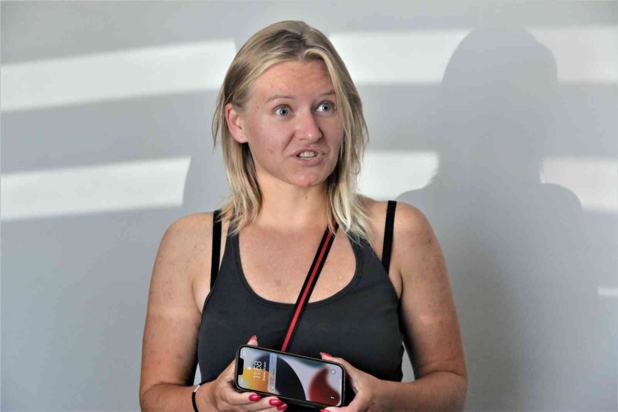 Rus Turist Takside Unuttuğu Telefona Bir Saat İçinde Ulaştı