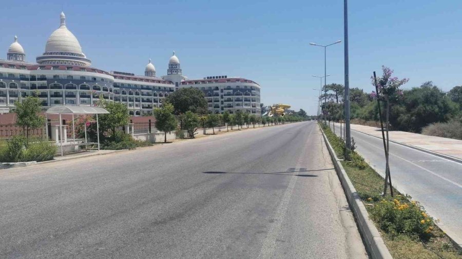 Dikkatsiz Sürücünün Yaptığı ’u’ Dönüşü Faciaya Sebep Oluyordu