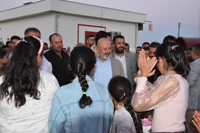 Vatandaş İstiyor, Başkan Çolakbayrakdar Yapıyor