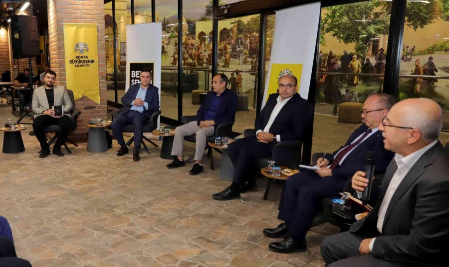 Kapsül’de Türkiye’nin Dış Politikası Konuşuldu