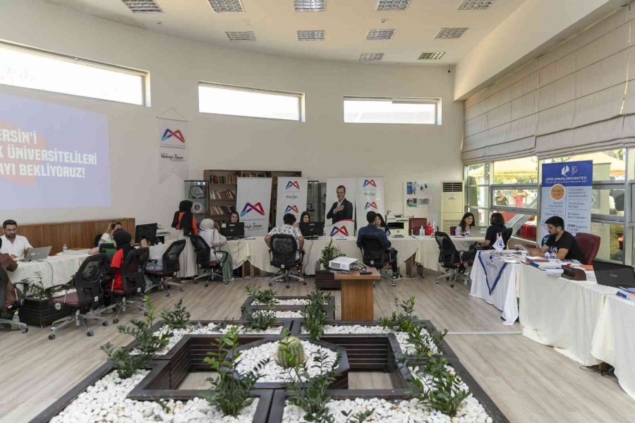 Mersin’de ’yks Tercih Danışmanlık Günleri’ Başladı