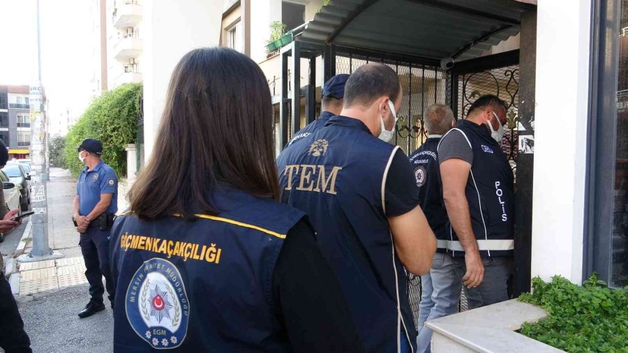 Mersin Merkezli 7 İlde "umut Tacirlerine Operasyon": 15 Gözaltı Kararı