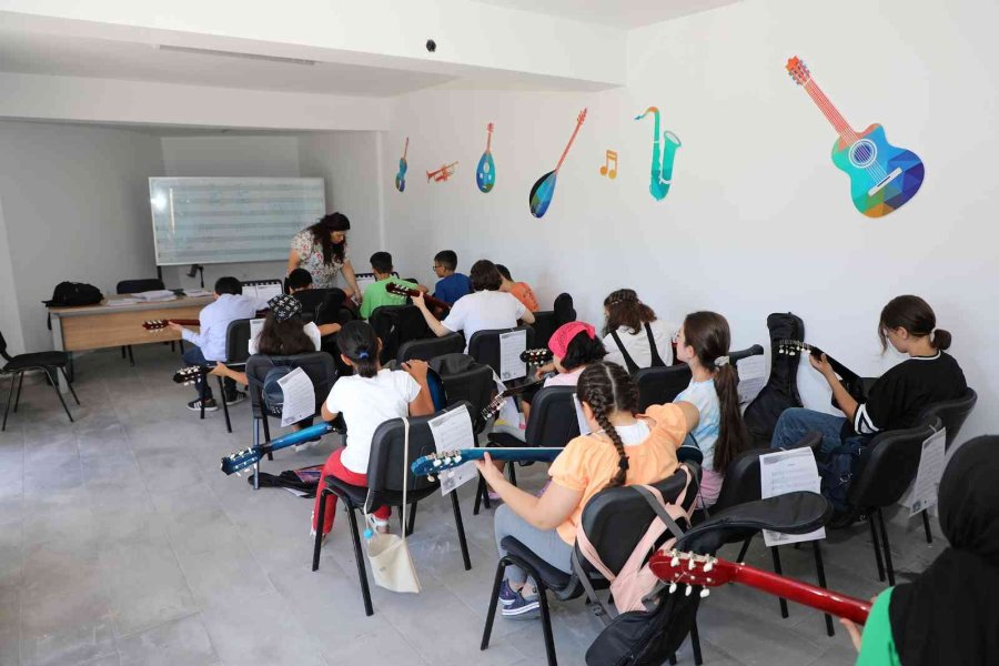 Talas’ın Müzik Kurslarına İlgi Büyük