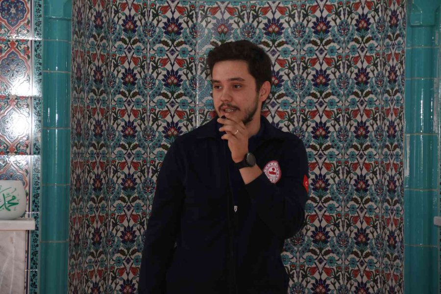 Kur’an Kursu Miniklerine ‘112’ Öğretildi