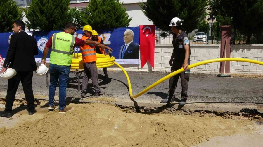 Erdemli’de İlk Kez Doğalgaz Altyapı Çalışması Başladı