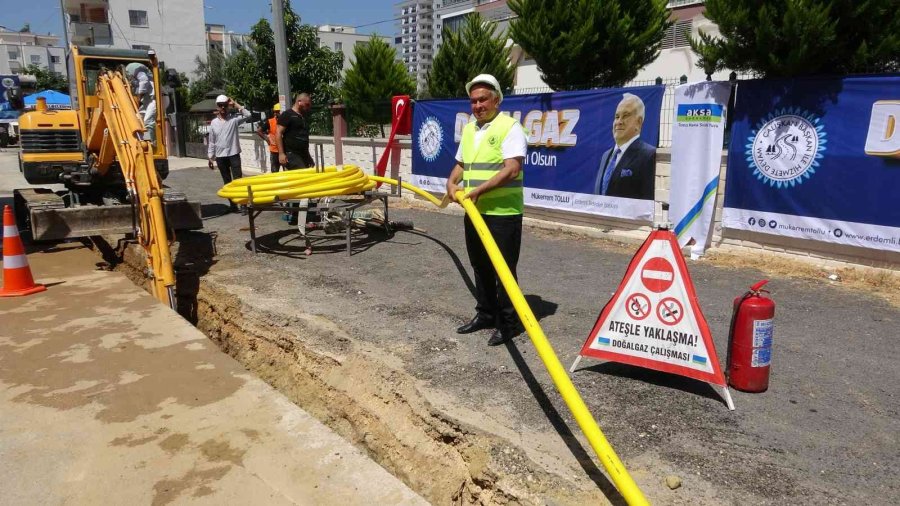 Erdemli’de İlk Kez Doğalgaz Altyapı Çalışması Başladı
