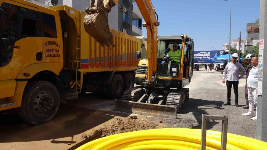 Erdemli’de İlk Kez Doğalgaz Altyapı Çalışması Başladı