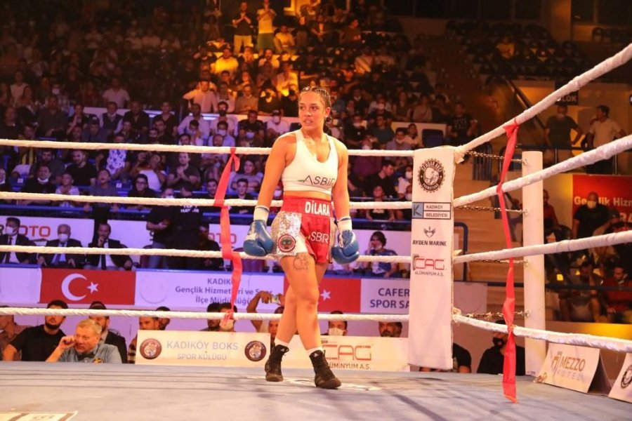 Dilara Yücel, Yaz Tatilini Avantaja Çevirdi