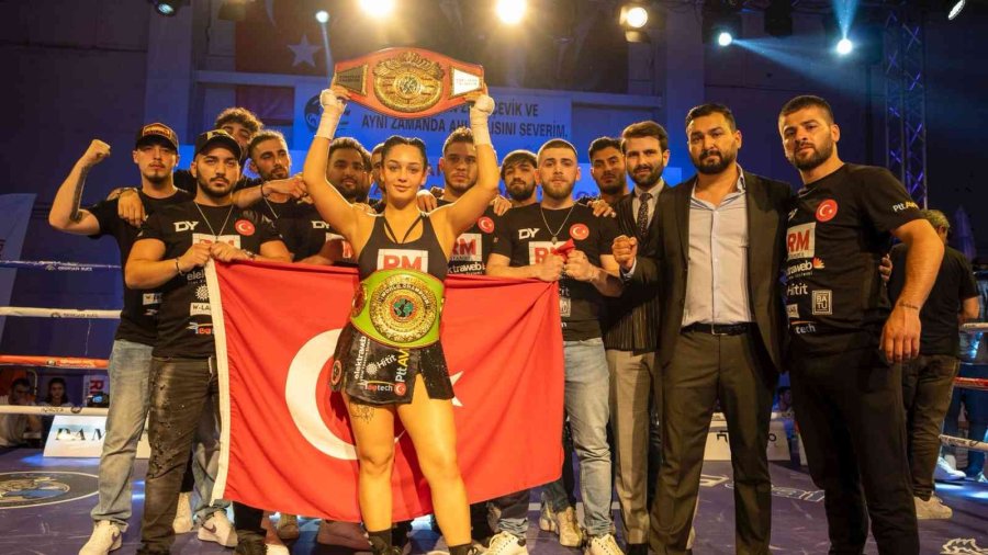 Dilara Yücel, Yaz Tatilini Avantaja Çevirdi