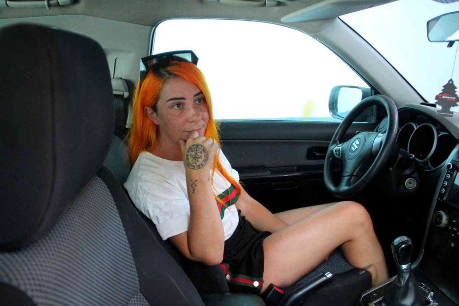 Arabasının Üstüne Para Verip Araba Aldı, 5 Gün Sonra Hayatının Şokunu Yaşadı