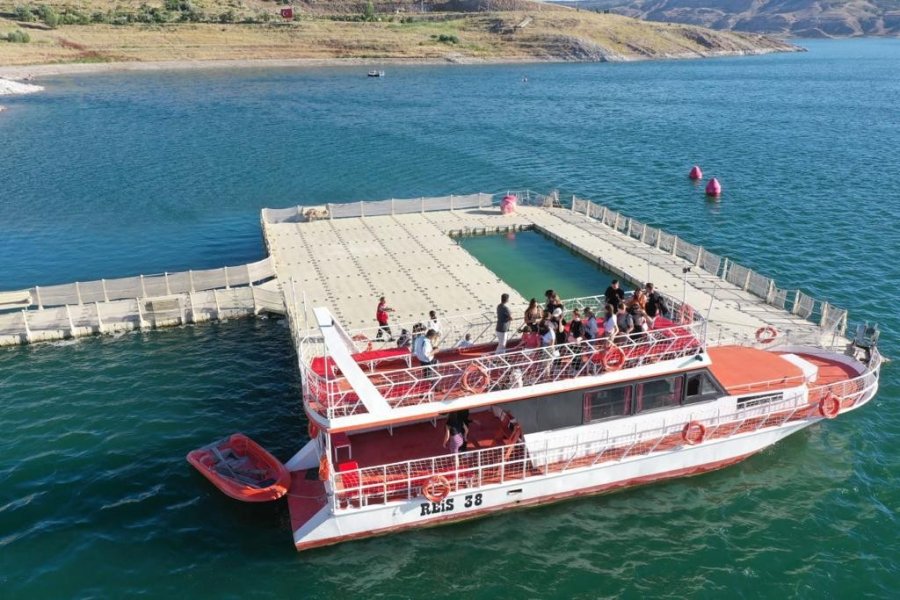 Kuşçu Marina Misafirlerini Ağırlıyor