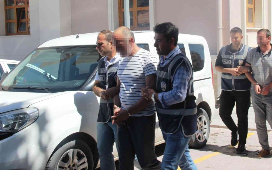 Konya’dan 100 Bin Liralık Döviz Çalan Şahıslar Adana’da Yakalandı