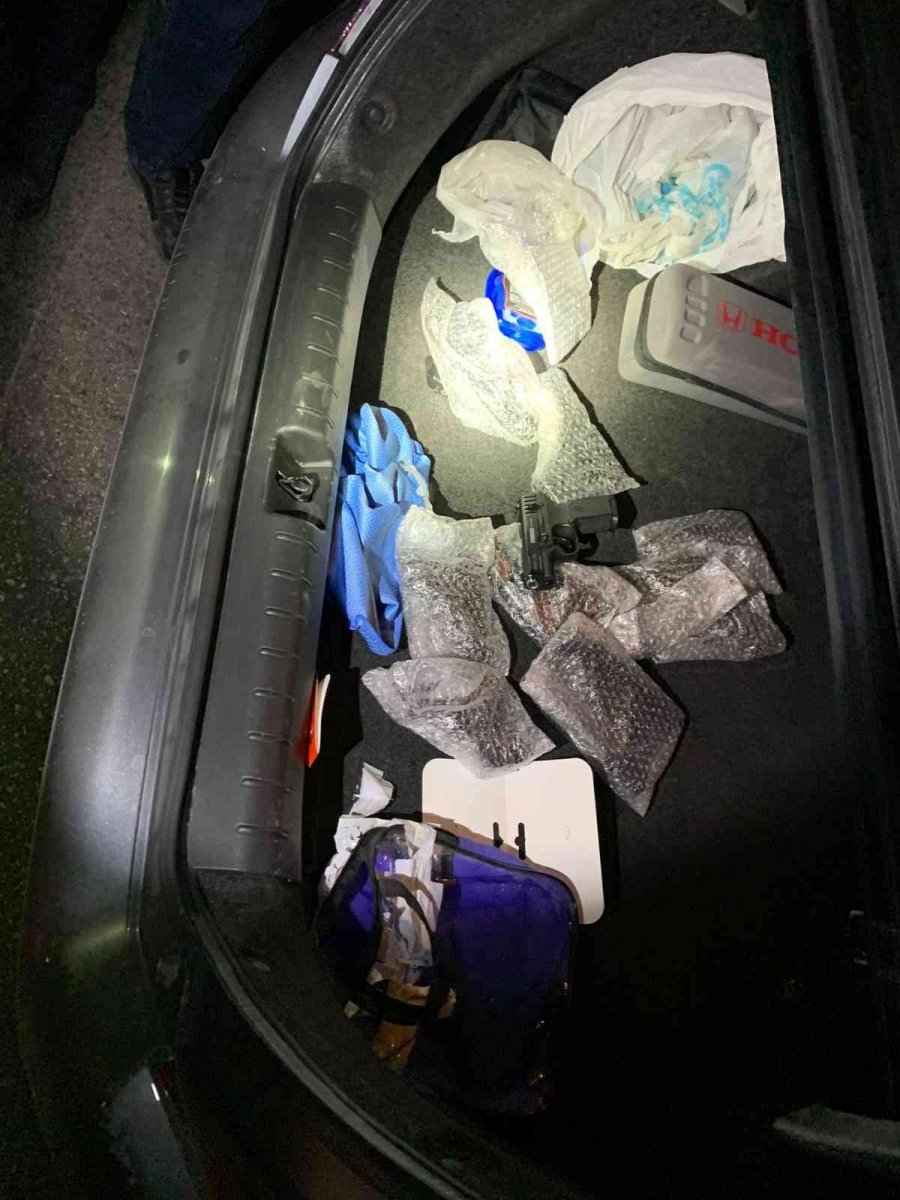 Konya’da Silah Kaçakçıları Polisten Kurtulamadı