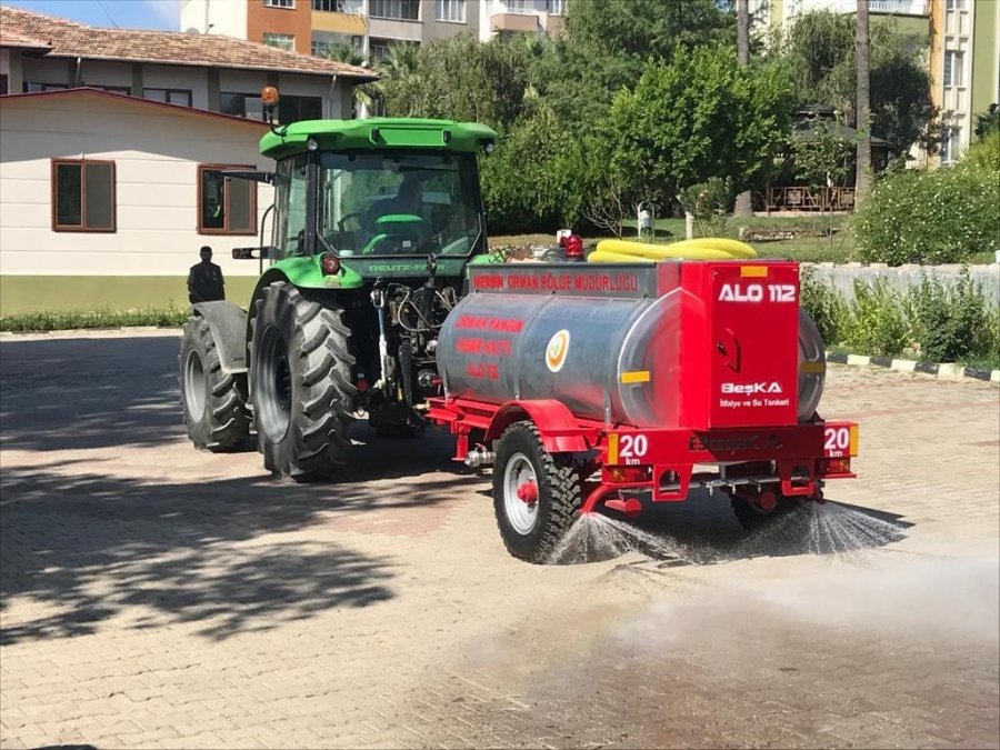 Anamur’da Köylülere Yangına İlk Müdahale İçin Su Tankeri Dağıtıldı