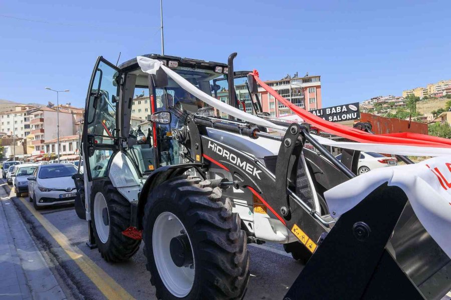 Yahyalı Belediyesi Araç Filosunu Güçlendiriyor