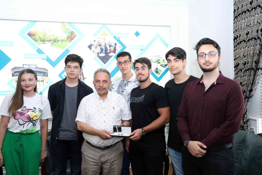 Talas 7/24 Kütüphane Meyvelerini Vermeye Devam Ediyor