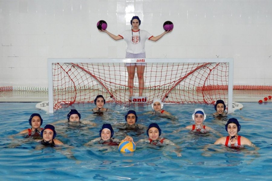 Antalyalı Sutopu Takımı Türkiye 6’ncısı Oldu