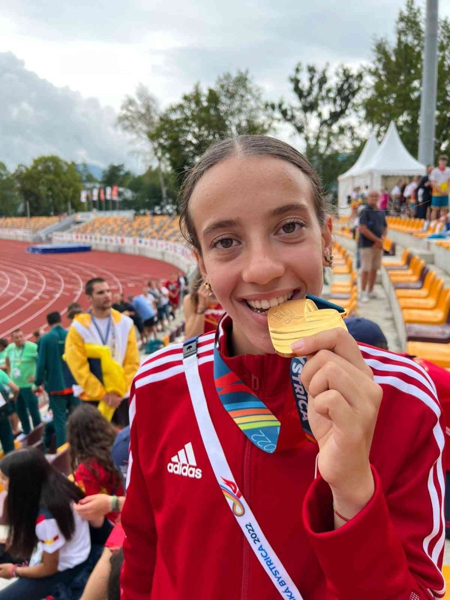 Ayça Fidanoğlu, Slovakya’da İşini Şansa Bırakmadı