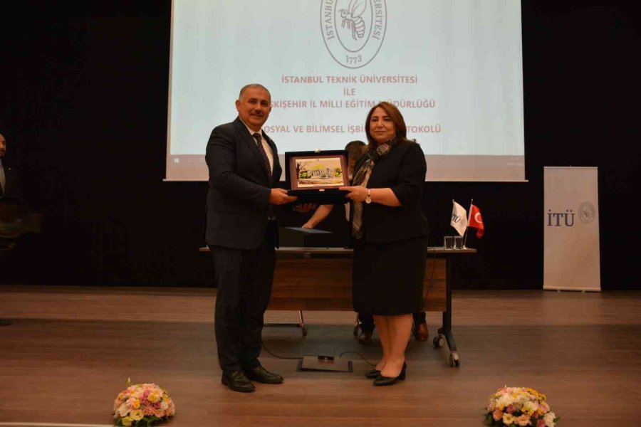 Eskişehir’deki Öğrencilere İtü’nün Kapıları Açıldı